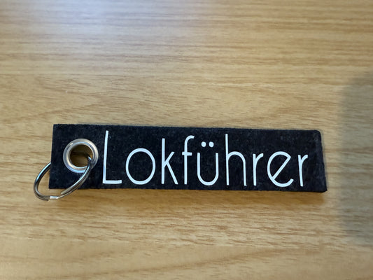Personalized felt keychain